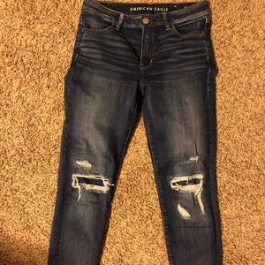 New style of AE jeans size 10 EUC